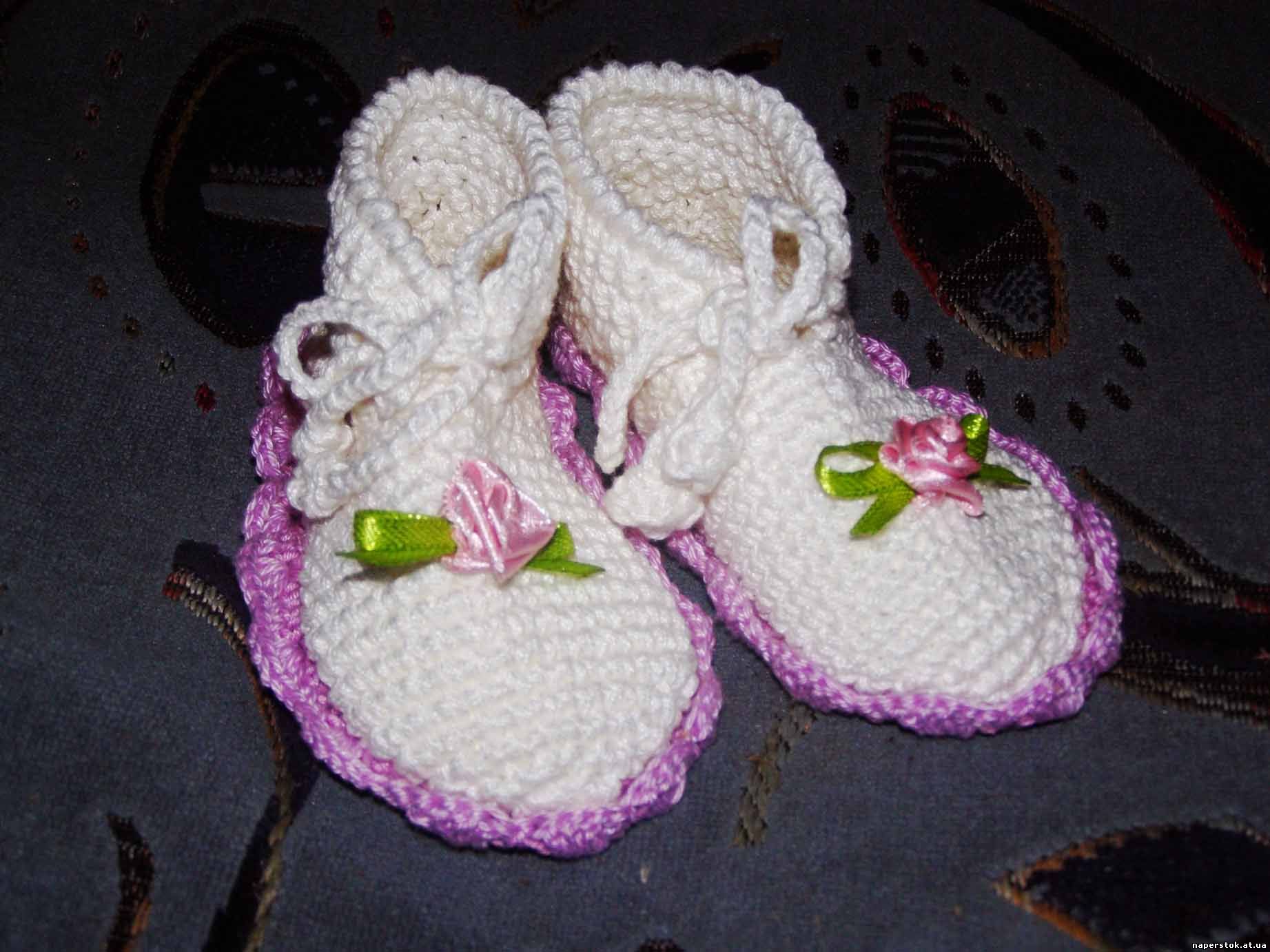 вязаная обувь для малышей